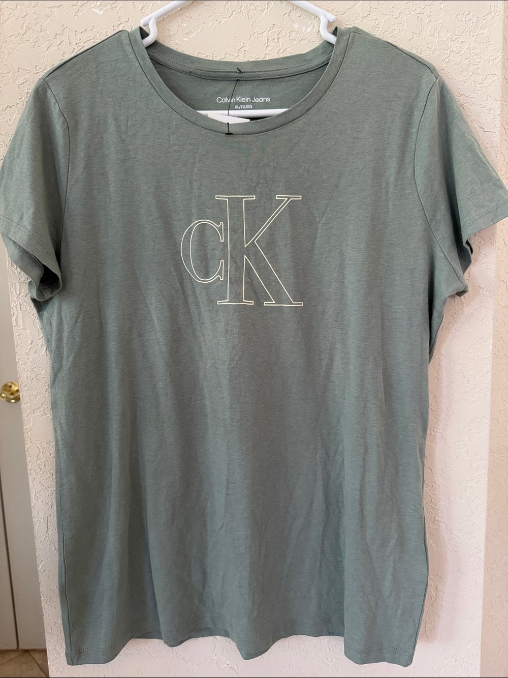 Calvin Klein Jeans Soft Sage Green cK Outline Tee